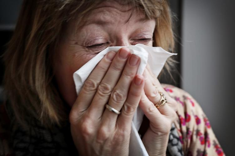 Mange danskere er i øjeblikket ramt af influenza B, og det lægger et stort pres på både sygehusene og de praktiserende læger.
   Jens Dresling/POLFOTO