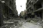Mindst 403 mennesker er blevet dræbt i det østlige Ghouta siden søndag. Det oplyste organisationen Det Syriske Observatorium for Menneskerettigheder i går. Flere end 2.116 andre er såret. Uncredited/AP