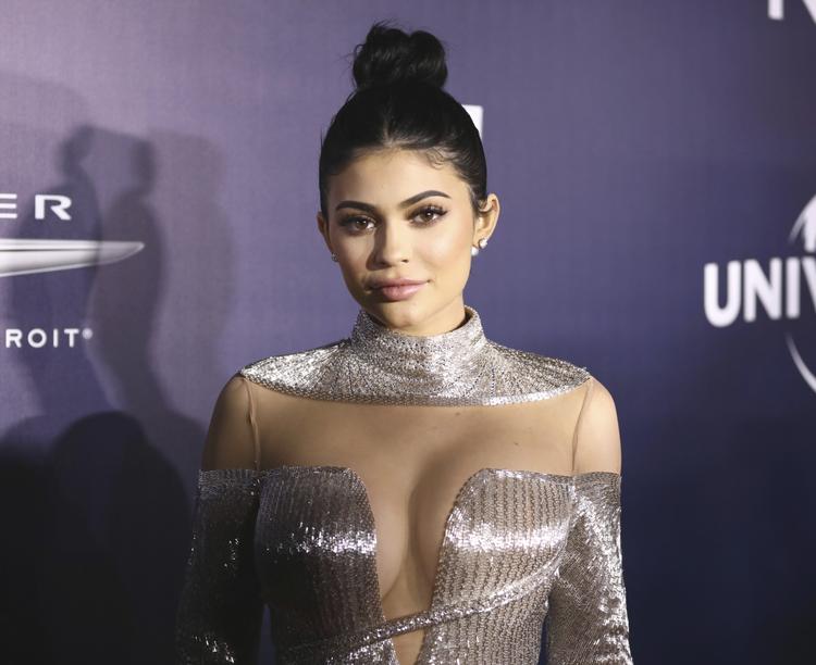 Kylie Jenner er en af verdens mest feterede realitystjerner. Her ankommer hun til et Golden Globe-afterparty på Beverly Hilton Hotel i sidste måned.  Rich Fury/AP