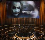 Heath Ledger vandt en Oscar i 2009 for rollen som Jokeren i 'The Dark Knight'. Men hvad var de særlige omstændigheder omkring prisen?  Mark J. Terrill/AP