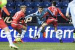 Der var masser af nærkampe onsdag i Randers. Her bliver hjemmeholdets Jakob Johansson tacklet af Matheus Leiria Dos Santos. (Foto: Mikkel Berg Pedersen/Scanpix 2018)
   Mikkel Berg Pedersen/Ritzau Scanpix
