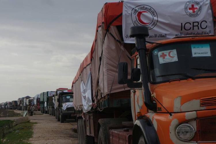 Det lykkedes torsdag Røde Kors at få sendt en konvoj til den nordlige syriske by Afrin. Foto: Røde Kors Røde Kors