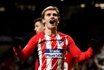 Atlético Madrids angriber Antoine Griezmann er i superform. Måske går det ud over Barcelona i søndagens storkamp i La Liga.  Juan Medina/Ritzau Scanpix