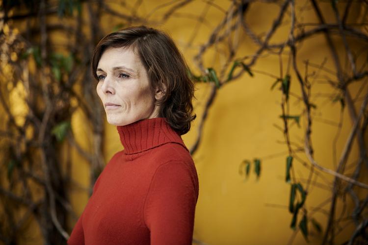 Anne Lise Marstrand Jørgensen vinder Politikens Litteraturpris og de 200.000 kroner for romanen 'Sorgens grundstof'. 
   Peter Hove Olesen/POLFOTO