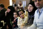 
    Nogle af EU's milliarder bruges på at give syriske flygtninge mulighed for at gå i skole - her i et UNICEF-projekt i Ankara.
   Burhan Ozbilici/AP