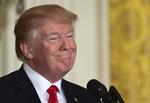 
    Ifølge den amerikanske præsident er der ikke længere rigtige stjerner i USA. Bortset fra ham selv, altså.  Susan Walsh/AP