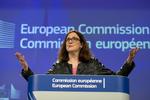 EU’s handelskommissær Cecilia Malmström annoncerede onsdag, at EU vil svare hårdt igen på Donald Trumps planer om told på stål og aluminium. Virginia Mayo/AP