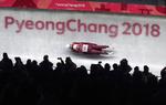 Der kan komme op til seks nye kælkdiscipliner i forhold til legene i Pyeongchang på OL-programmet om fire år. Michael Sohn/AP