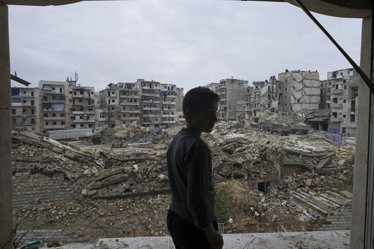 Konflikten i Syrien har nu varet i syv år og har kostet 350.000 mennesker livet.  Mstyslav Chernov/AP