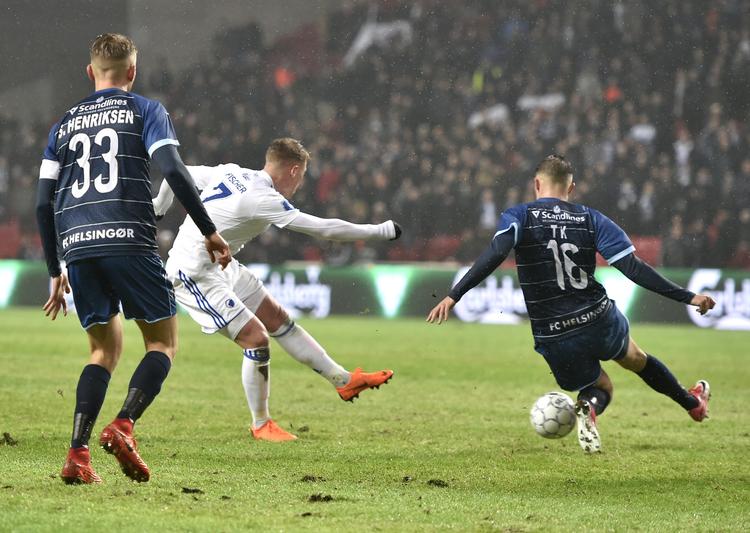 FCK's Viktor Fischer scorede i Parken, hvor det blev spændende efter pausen.  Poulsen Lars/POLFOTO
