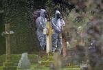 Teknikere i den britiske by Salisbury efter eks-spionen Sergej Skripal og hans datter blev udsat for et angreb med nervegas her. (arkivfoto) Pa/AP