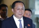 Flere internationale medier har de seneste dage gættet på, at et bebudet møde mellem Nordkoreas leder, Kim Jong-un, og USA's præsident, Donald Trump, kunne finde sted i Sverige. Nu er Ri Yong-ho på vej til Stockholm. Aaron Favila/AP
