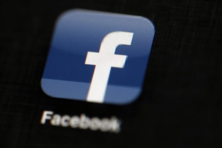Facebook er den seneste tid kommet under hårdt pres efter flere dårlige sager. Matt Rourke/AP