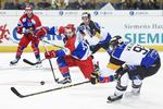 
Den finske danskerklub Jokerit spillede den længste kamp nogensinde i KHL. Udover Jesper Jensen (i rødt) er også Nicklas Jensen, Lucas Andersen, Peter Regin og Oliver Lauridsen danske spillere i klubben. Arkivfoto: Gian Ehrenzeller/AP
   Gian Ehrenzeller/AP