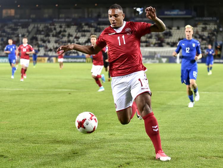 Kenneth Zohore, her i den danske landsholdstrøje, gjorde fredag en god figur for Cardiff, der ligger godt i Championship-tabellen.
   Poulsen Lars/POLFOTO