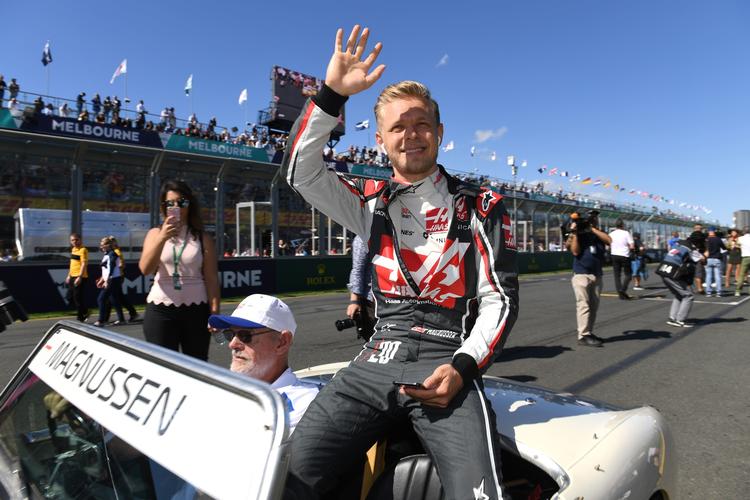  Kevin Magnussen startede årets første grandprix i tredje række som nummer 5. I Bahrain starter han som nummer 6.  Saeed Khan/Ritzau Scanpix