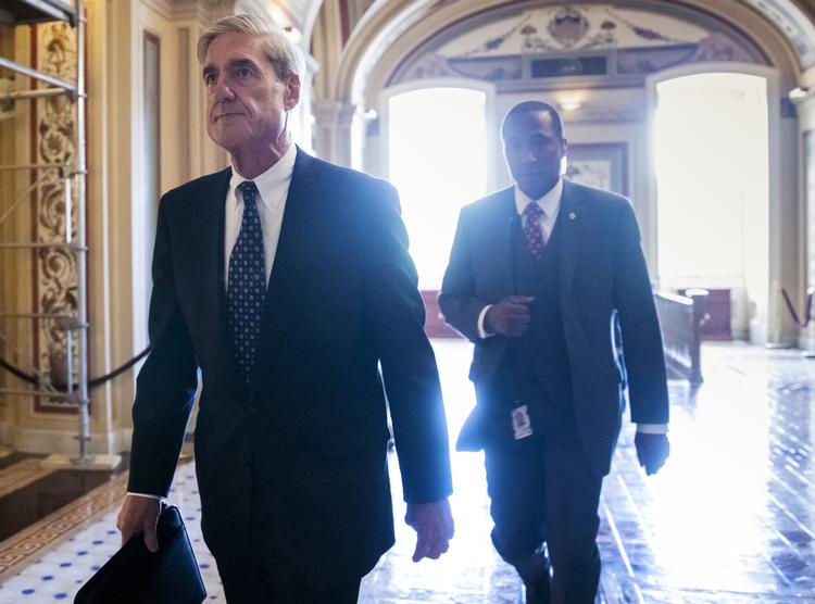 Den særlige anklager Robert Mueller kommer med nye beskyldninger, der belaster den amerikanske præsident, Donald Trump. J. Scott Applewhite/AP