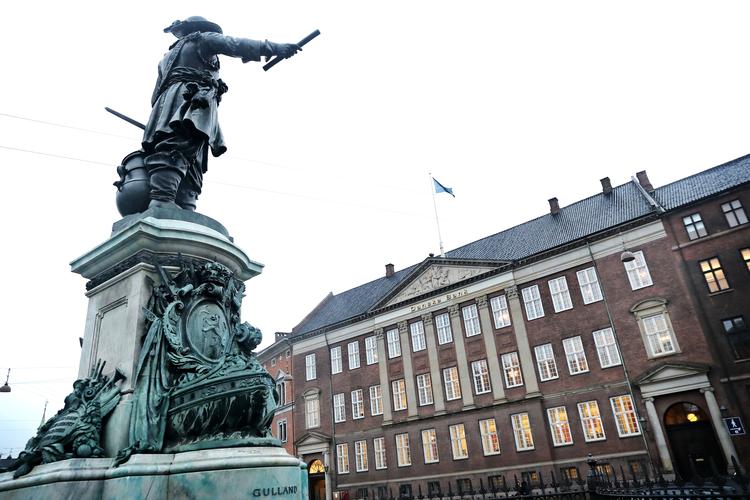 I 146 år har Danske Banks hovedsæde ligget ved Holmens Kanal i det indre København. Men fra 2023 skal banken flytte hovedsæde til Postgrunden - også i det indre København. Jens Dresling/Ritzau Scanpix