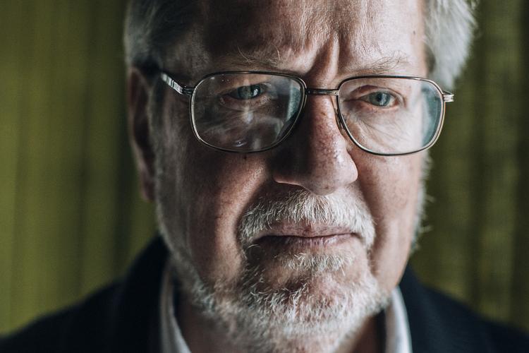 Per Stig Møller ser kritisk på regeringens forslag om at skære 30 millioner kroner på den radiokanal, han som kulturminister selv søsatte i 2010. Anders Rye Skjoldjensen/POLFOTO