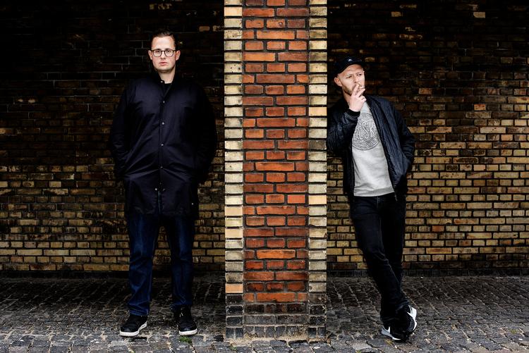 Benjamin Hav (tv) og Magnus Albert Vilhelm Wanscher udgør duoen Benal, og deres nye nummer 'Nu her' er et stensikkert hit.
 Maud Lervik/POLFOTO
