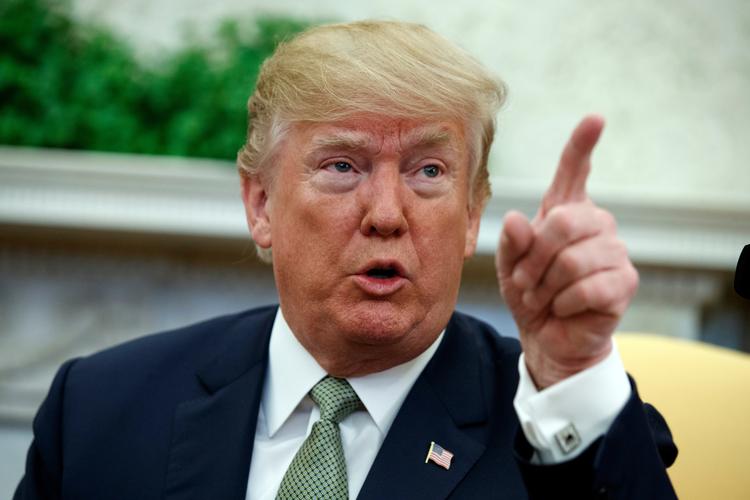 Den amerikanske præsident, Donald Trump, har varslet et missilangreb på Syrien, men det er uvist, hvornår det kommer, og hvor kraftigt det i så fald vil blive. Arkivfoto. Evan Vucci/AP
