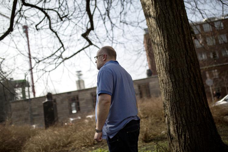 Da Kasper arbejdede, betalte han selv for psykolog, men efter han kom på kontanthjælp og senere på efterløn, kunne han ikke længere finde pengene og kontaktede Sind. Andreas Haubjerg/POLFOTO