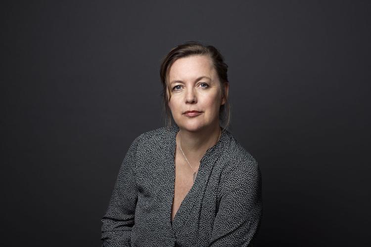 Mange føler ikke, moderne kunst siger dem noget, eller at de kan komme ind i det. skriver Katrine Marie Guldager.  Les Kaner 