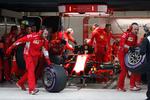 Ferrari er et af de store hold i formel 1, der formentlig må skære ned i budgettet, hvis nye retningslinjer bliver klar til sæson 2021. 
   /AP