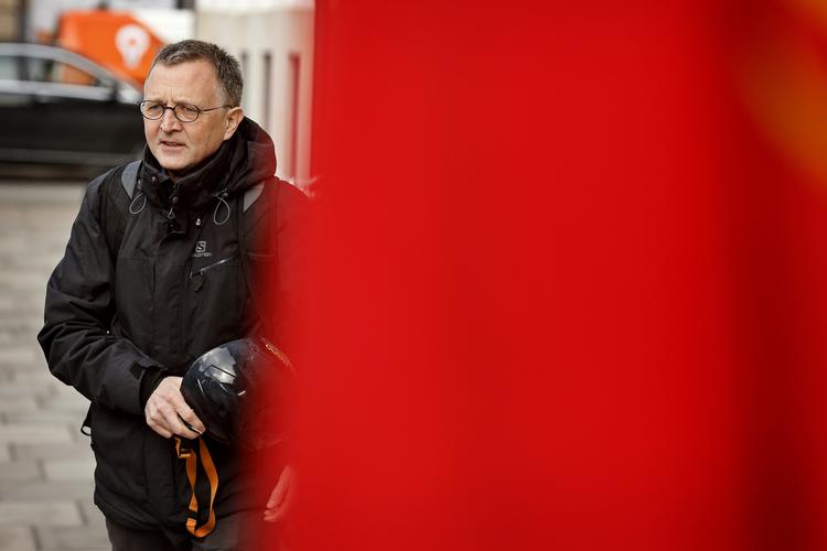 Lærernes arbejdstid er et af de helt centrale emner for forhandlingerne i forligsinstitutionen, hvor blandt andre 
Anders Bondo Christensen formand for Danmarks Lærerforening (DLF) og formand for Kommunale Tjenestemænd og Overenskomstansatte (KTO) forhandlede hele natten til mandag.
   Jens Dresling/POLFOTO