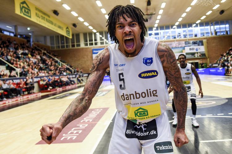 Bakken Bears og deres amerikanske profil DeVaugn Akoon-Purcell kan onsdag aften spille sig i finalen i Europe Cup. Det har intet dansk eller nordisk hold gjort før.  Annelene Petersen/Ritzau Scanpix