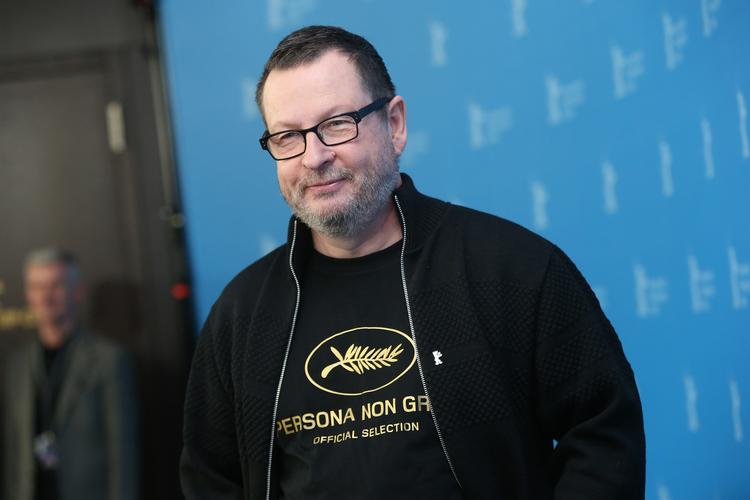 Lars von Trier blev erklæret 'personan non grata' i Cannes efter uheldige nazisme-udtalelser i 2011. Nu er han taget til nåde igen, på en måde.  Joel Ryan/AP