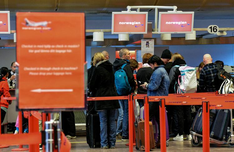 Fremover kan flypassagerer kræve kompensation, hvis en overenskomstmæssig strejke går ud over deres rejse. Billedet stammer fra Stockholm under Norwegian-piloternes strejke i 2015. Johan Nilsson/AP/AP