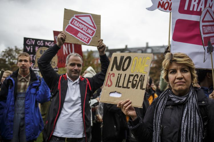 Flygtningespørgsmålet er ifølge professor Nils Holtug en af de ting, der giver anledning til polarisering - både mellem indvandrere og den oprindelige befolkning og mellem forskellige politiske holdninger. Anders Rye Skjoldjensen/POLFOTO
