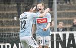 
SønderjyskE-angriberen Mads Hvilsom jubler sammen med forsvareren Anders Egholm efter en scoring. Da matchfixingsagen blev lukket, gav det også anledning til glæde i Haderslev-klubben 
   Claus Fisker/Ritzau Scanpix