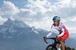 Colombianeren Egan Bernal på vej mod sejren på dagens bjergenkelktstart i Tour de Romandie.
   Valentin Flauraud/AP