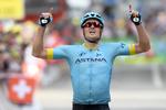 Jakob Fuglsang fra Astana vinder det schweiziske etapeløb. Jean-christophe Bott/AP