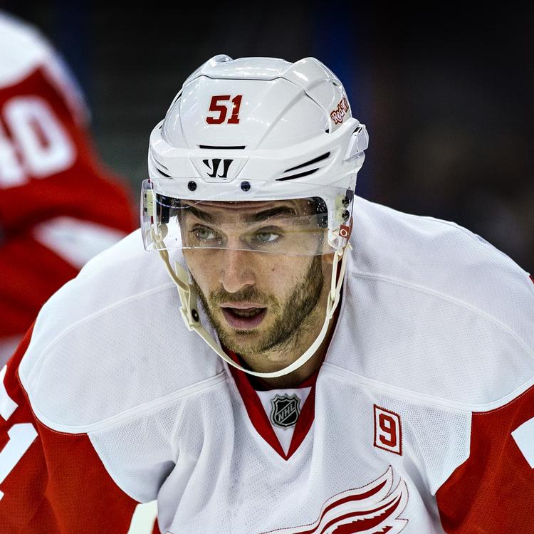 Frans Nielsen er en af de danske ishockeystjerner, der vender hjem fra NHL for at spille for det danske ishockeylandshold ved VM i Danmark. Del Mecum/AP