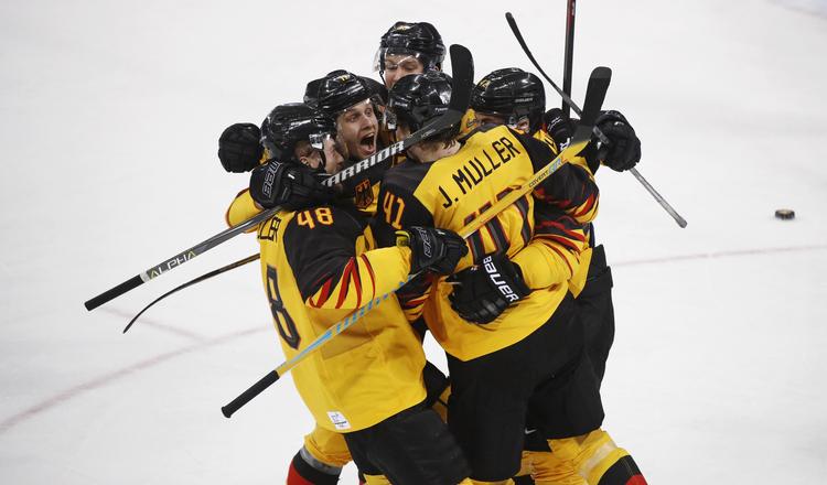 Jae C. Hong/AP