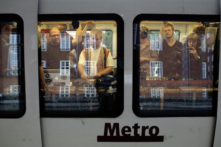 Når Cityringen står færdig næste år, bliver det efter planen dyrere at tage metro. Med et Rejsekort Classic vil en tur i metroen i myldretiden eksempelvis koste 16,60 kroner mod 15 kroner i dag.  Peter Hove Olesen/POLFOTO