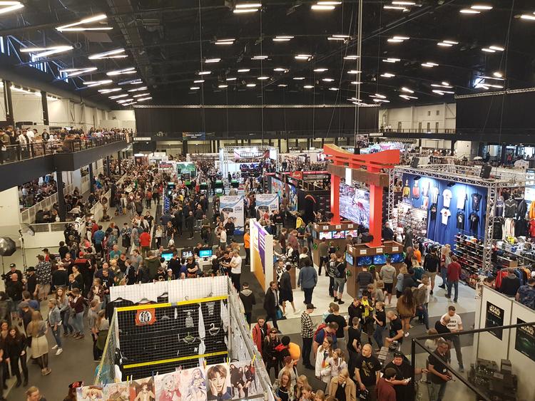 Comic Con Copenhagen afholdes i år i Forum, hvor flere tusinde har købt billet til en weekend med tegneserier, TV-figurer, legetøj og spil.  