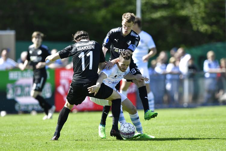 Oprykkeren Helsingør scorede det første mål i playoffkampen om at undgå nedrykning. Anders Kjærbye/scanpix/Ritzau Scanpix