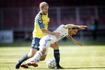 Teemu Pukki (tv.) og Carlos Zeca i duel.
   Jens Dresling/POLFOTO