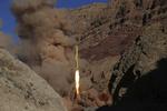 Krisen spidser til ift. atomaftalen med Iran, som USA truer med at trække sig ud af. Omid Vahabzadeh/AP