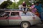 Venezuela rummer verdens største kendte oliereserver, alligevel er landet på kort tid gået fra at være et velhavende samfund til et fattigt med mangel på det meste. Foto Ariana Cubillos