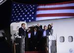 Donald Trump tog personligt imod de tre løsladte amerikanere. Susan Walsh/AP