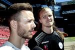 
Casper Sloth (tv.) og Silkeborg-anfører Simon Jakobsen var i Parken to dage før finalen og  så en dejlig græsbane. Det er deres største klubkamp i karrieren midt i en periode, hvor de slås for livet i Superligaen
   Keld Navntoft/Ritzau Scanpix