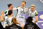 Anne Mette Hansen (i midten) spillede en væsentlig rolle i Györs sejr. Attila Kisbenedek/Ritzau Scanpix