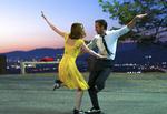 En analyse af 'La La Land' viser, at 49 procent af filmens karakterer er kvinder, og de siger 52 procent af replikkerne. Dale Robinette/AP