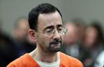 Den amerikanske læge Larry Nassar er skurken i den hidtil største sag om sexmisbrug i sportsverdenen. Paul Sancya/AP