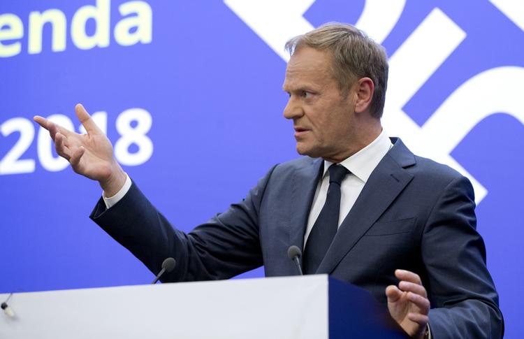 Donald Tusk og EU's stats- og regeringschefer var torsdag samlet i Sofia for at diskutere fremtidige udvidelser af EU med landene på Vestbalkan: Serbien, Kosovo, Montenegro, Bosnien-Hercegovina, Albanien og Makedonien. Virginia Mayo/AP